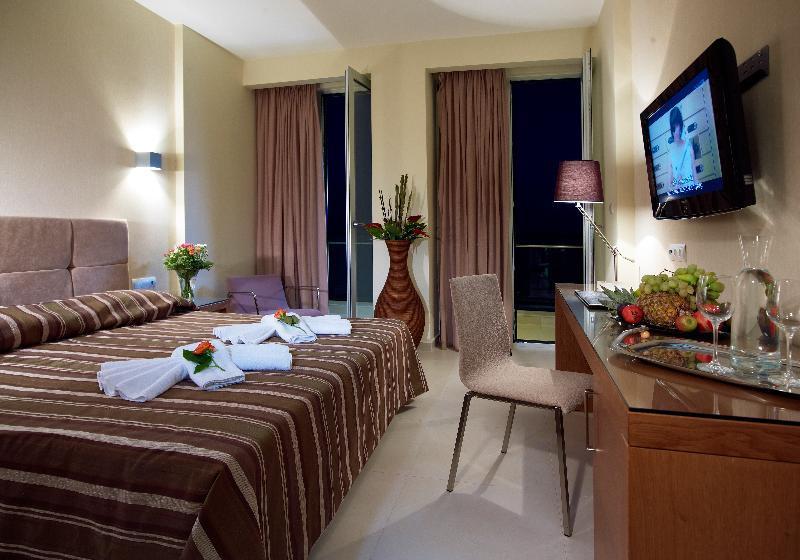 לרפטרה El Greco Hotel מראה חיצוני תמונה